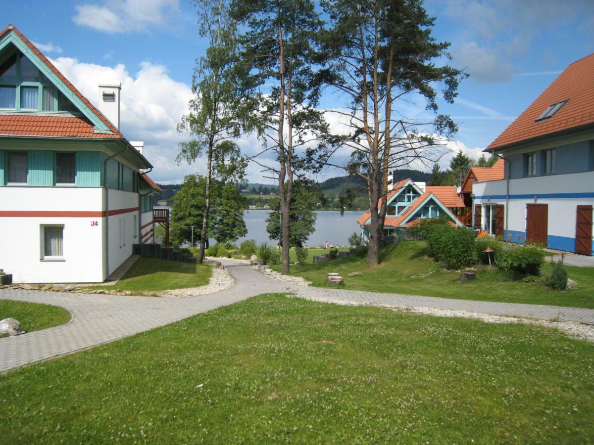 Apartman Riviera Apartment Lipno nad Vltavou Exterior photo