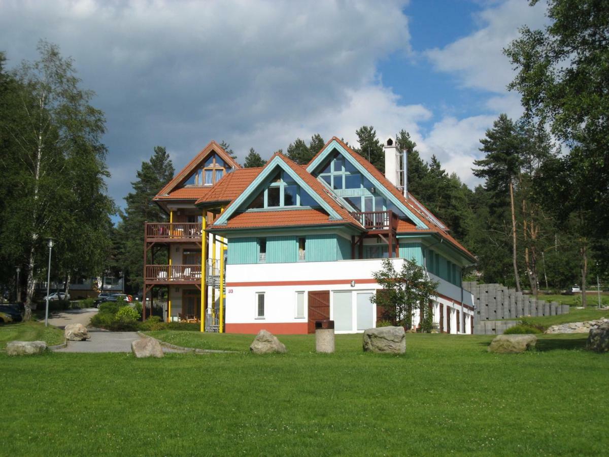 Apartman Riviera Apartment Lipno nad Vltavou Exterior photo